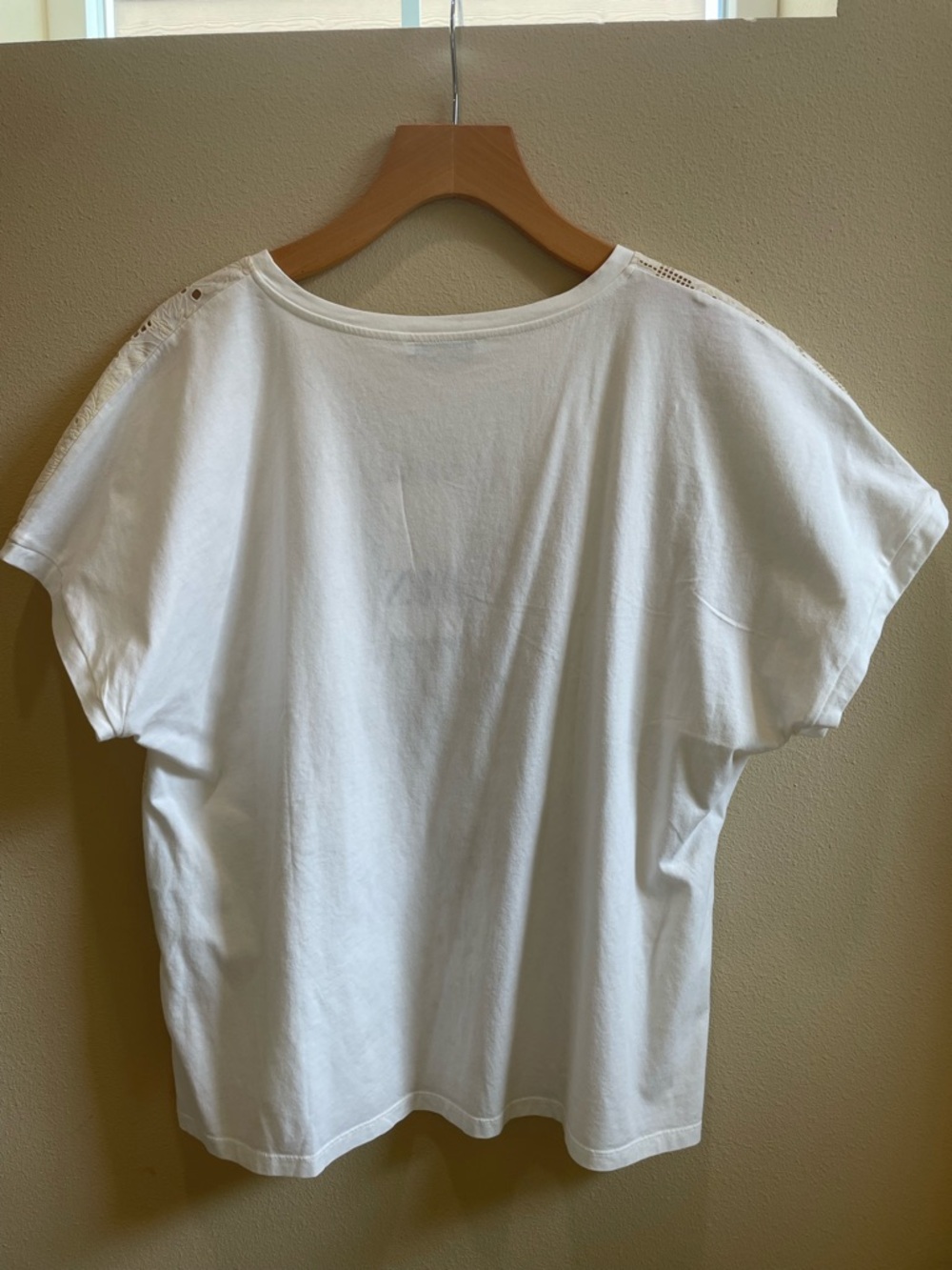 Zara Cream Eyelet Short Sleeve Top - Picture 4 of 4
